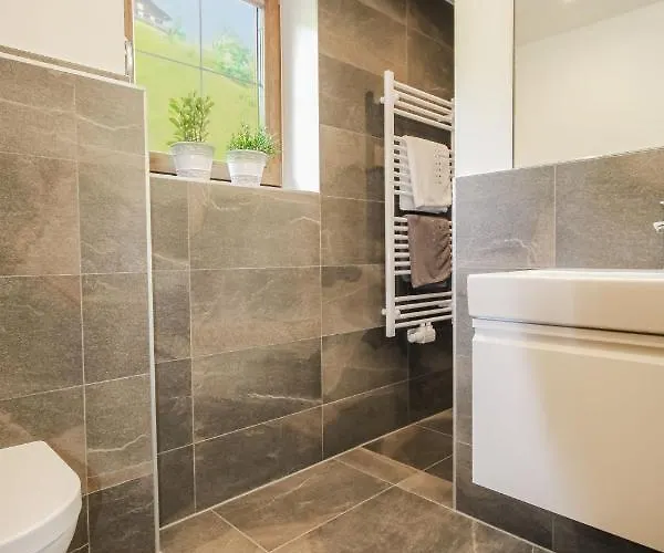 Klausenstein Gutshof Hollersbach *